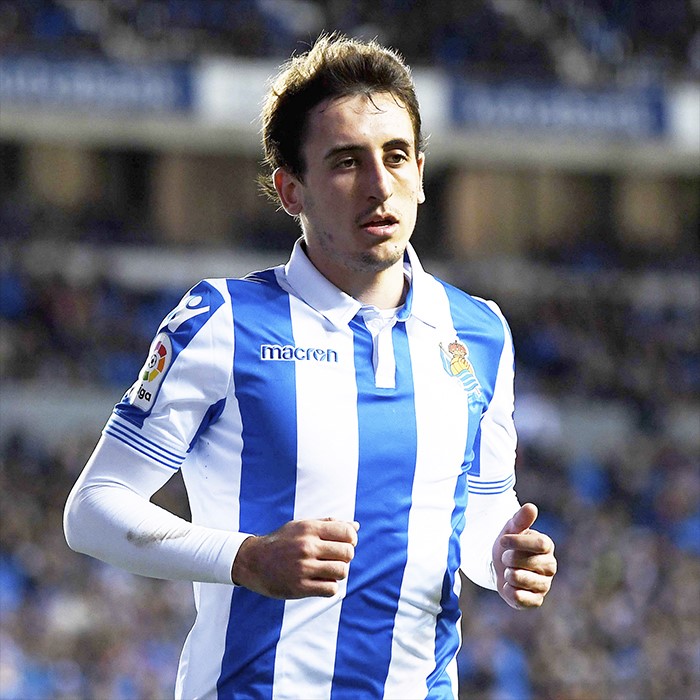Mikel Oyarzabal photo